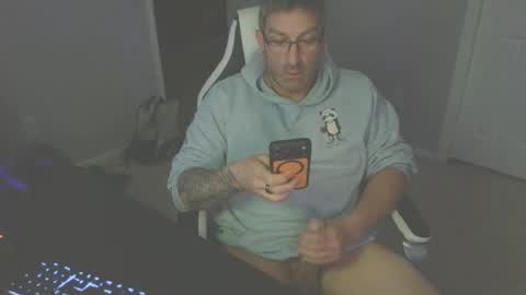 newevo online show from April 19, 3:17 am