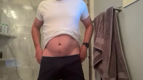 newguy_097 online show from February 2, 11:03 pm