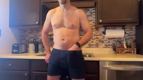 newguy_097 online show from February 28, 6:20 pm