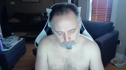 Snapshot of newvvorld chatting on January 6, 7:02 pm NewWorld online show from January 6, 7:02 pm