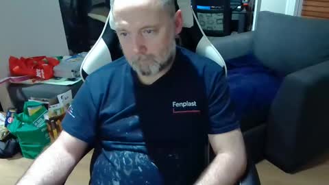 Snapshot of newvvorld chatting on January 29, 10:11 pm NewWorld online show from January 29, 10:11 pm