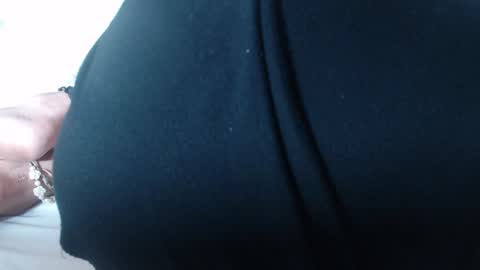 nextdoor_fantasy online show from January 16, 9:48 am