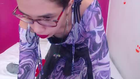 nextdoor_fantasy online show from March 1, 12:45 pm