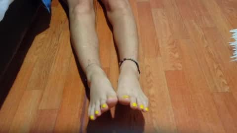 nextdoor_fantasy online show from April 24, 12:35 am