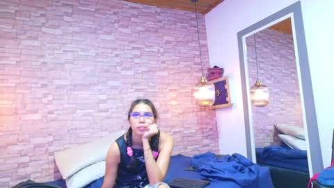 Snapshot of nextdoor_fantasy chatting on June 4, 3:12 am nextdoor_fantasy online show from June 4, 3:12 am