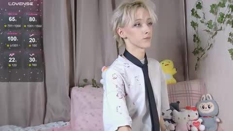 NextVibe1 online show from December 2, 5:52 pm