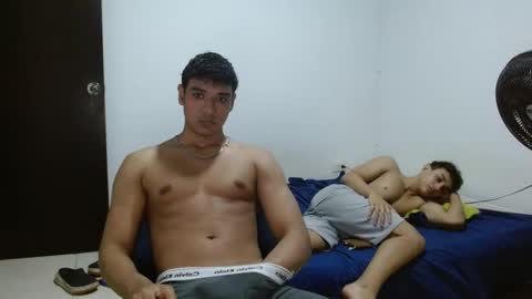 Snapshot of ney_quiroz chatting on October 27, 7:12 am ney hotman online show from October 27, 7:12 am