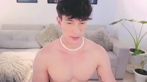   online show from October 3, 5:54 pm