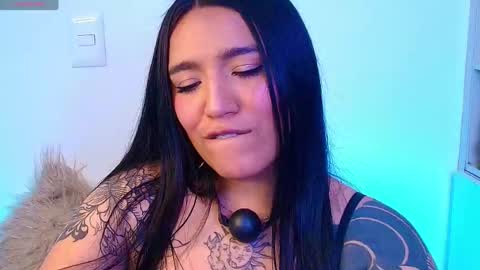 Valery Gonzales online show from May 21, 5:20 pm