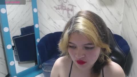 nezuko_v online show from January 17, 3:22 am