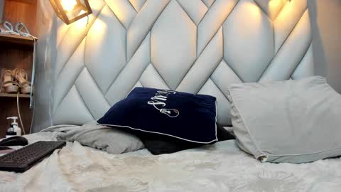 Milena online show from February 5, 7:53 pm