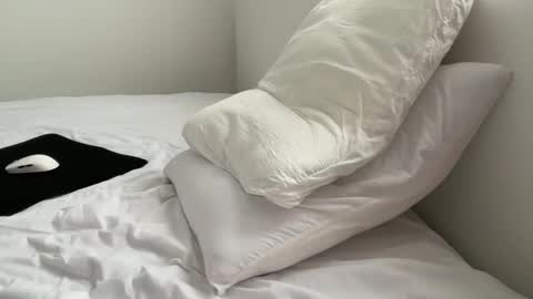 Adrian Von Ziegler online show from September 17, 5:53 am