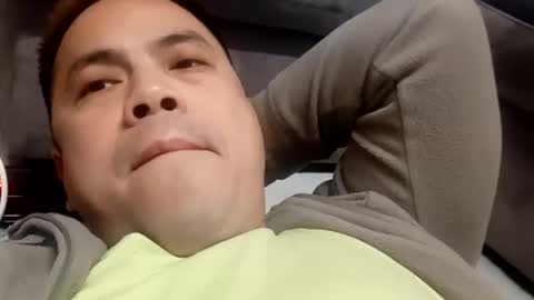 nguyen7788789 online show from October 26, 8:59 pm