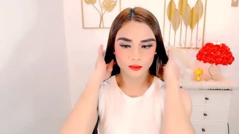 Snapshot of nhics_and_hades chatting on February 23, 4:28 am nhics and hades online show from February 23, 4:28 am