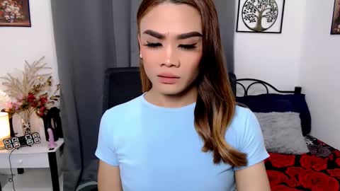 Snapshot of nhics_and_hades chatting on March 9, 6:06 am nhics and hades online show from March 9, 6:06 am