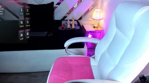 Nia online show from February 26, 4:22 am