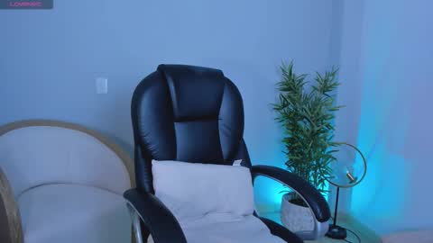 Snapshot of niabennet chatting on October 24, 9:22 pm Nia online show from October 24, 9:22 pm