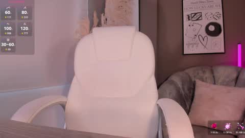 Nia online show from February 3, 1:05 pm