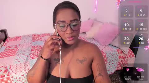 Nia online show from December 21, 9:01 am