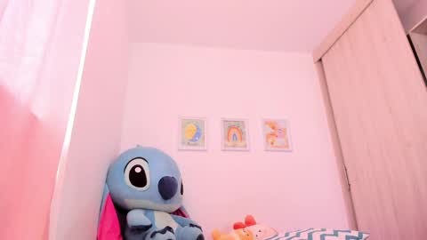  Nia  online show from April 2, 4:04 pm