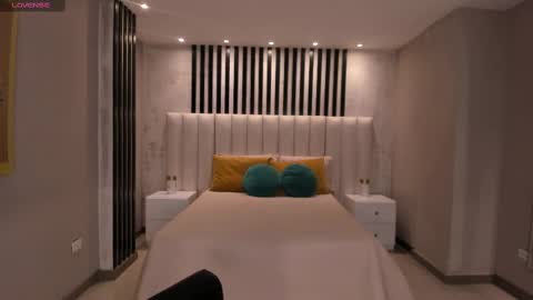 Call me Nia  online show from October 4, 6:06 pm