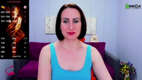 niasmithh online show from March 1, 1:07 pm