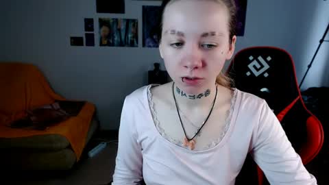 nica_kawaii online show from March 24, 6:18 am