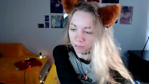 nica_kawaii online show from April 23, 7:41 am