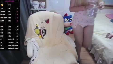 Belle online show from September 22, 11:01 am