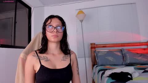 Snapshot of nice_day_ chatting on September 20, 12:00 am day  online show from September 20, 12:00 am