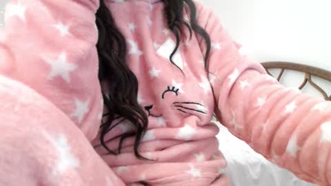 Sfora online show from March 25, 3:07 pm