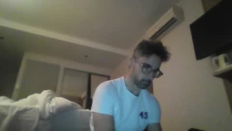 Snapshot of nicefrenchguy79 chatting on November 20, 6:24 am nicefrenchguy79 online show from November 20, 6:24 am