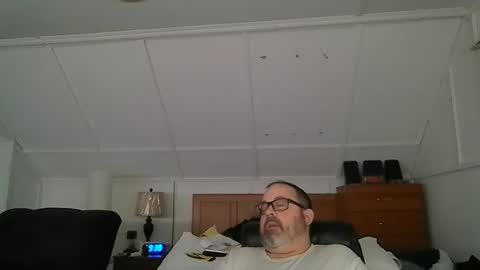 Snapshot of niceguy7208 chatting on January 6, 2:37 am niceguy7208 online show from January 6, 2:37 am