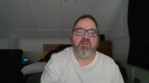 Snapshot of niceguy7208 chatting on March 16, 12:42 pm niceguy7208 online show from March 16, 12:42 pm