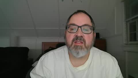 Snapshot of niceguy7208 chatting on March 24, 5:45 am niceguy7208 online show from March 24, 5:45 am