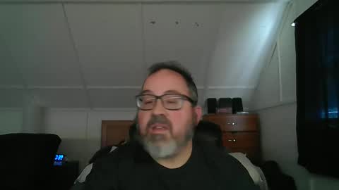 Snapshot of niceguy7208 chatting on March 27, 2:39 pm niceguy7208 online show from March 27, 2:39 pm