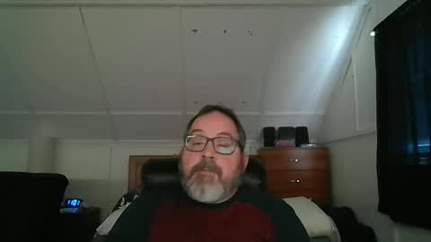 Snapshot of niceguy7208 chatting on March 29, 3:01 pm niceguy7208 online show from March 29, 3:01 pm