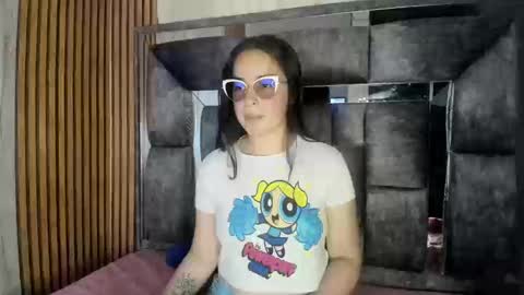 Snapshot of nicehot____ chatting on September 23, 10:24 pm Luna online show from September 23, 10:24 pm