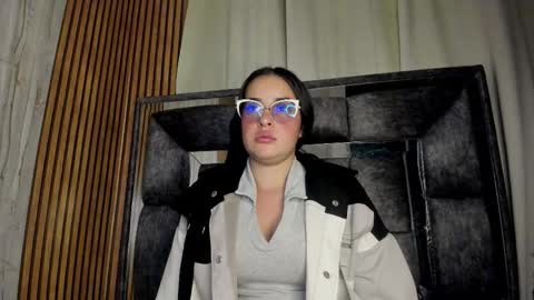 Snapshot of nicehot____ chatting on November 24, 4:01 am Luna online show from November 24, 4:01 am