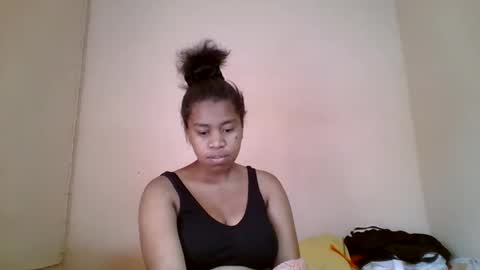 nicelly01 online show from May 16, 6:32 am