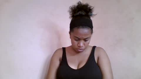 Snapshot of nicelly01 chatting on June 29, 11:32 am nicelly01 online show from June 29, 11:32 am