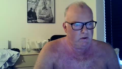 nicexxdane online show from December 2, 9:35 am