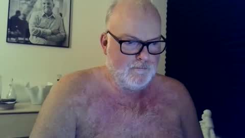 Snapshot of nicexxdane chatting on April 5, 3:36 am nicexxdane online show from April 5, 3:36 am