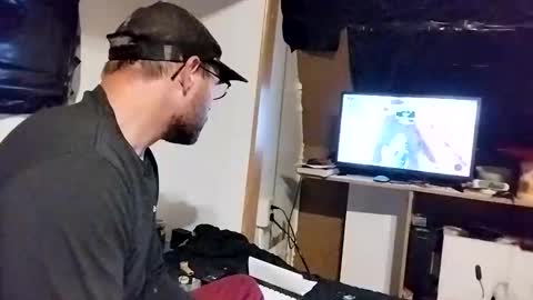 Snapshot of nicholasjesse51 chatting on September 18, 4:14 am nicholasjesse51 online show from September 18, 4:14 am