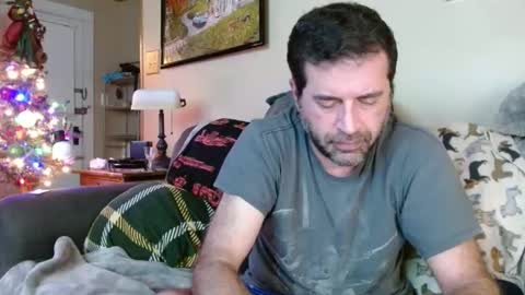 Snapshot of nichous77 chatting on December 20, 12:52 am Nick online show from December 20, 12:52 am