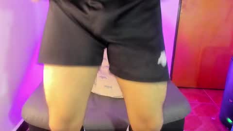 Snapshot of nick_1606 chatting on March 8, 11:18 pm nick online show from March 8, 11:18 pm