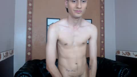 Nick online show from December 19, 9:17 pm