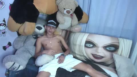 Nick online show from February 5, 3:49 pm