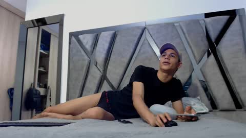 Nick Hot online show from March 24, 1:54 am