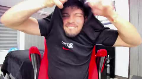 Nick Klaus online show from October 9, 11:25 pm